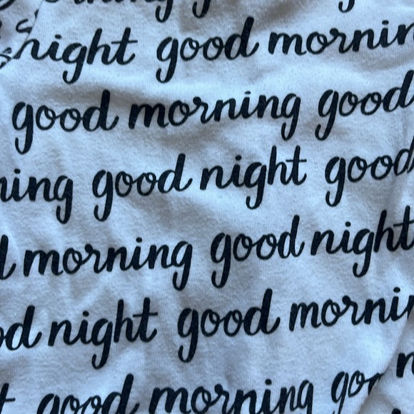 ZIPS FROM THE BOTTOM! - Picture 6 of 6